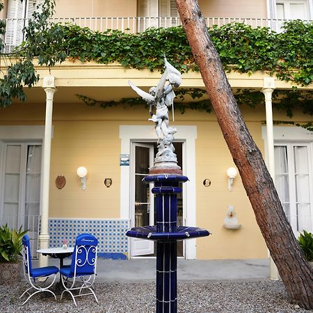 Hotel Medium Renaixenca Sitges Dış mekan fotoğraf